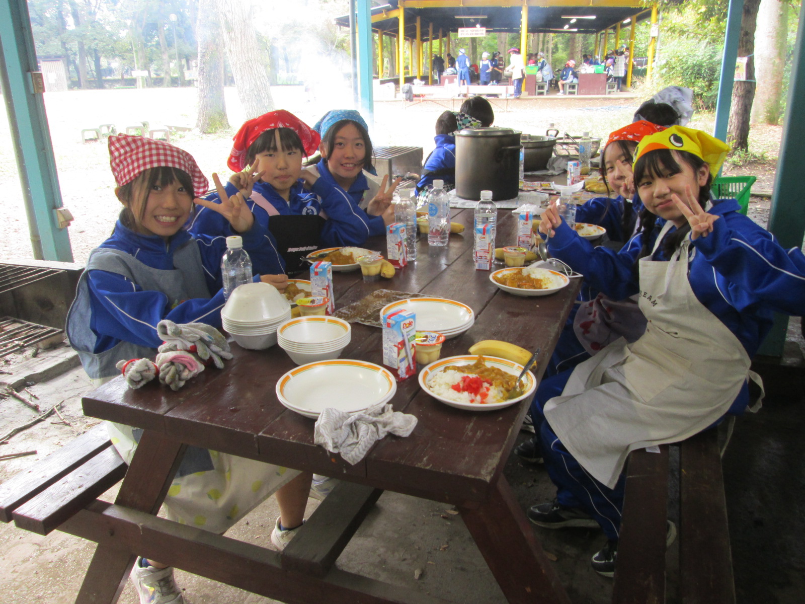 学校だより候補2組（カレー）