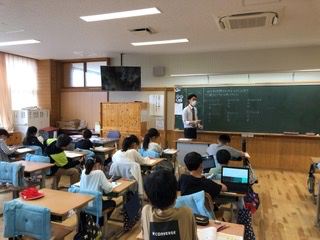 E50FFA76-0D71-468B-97B7-3AAE8F068CA0