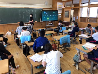 10F19CB5-107A-4E73-9F39-31E32FBB6374