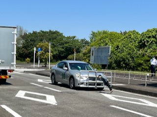 AD27957C-A8DB-47CE-9425-5620CFCA4FF4